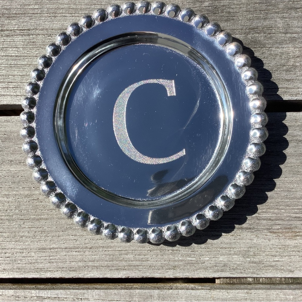 MARIPOSA. NEW IN BOX.  5” ROUND WINE BOTTLE COASTER/JEWELRY TRAY